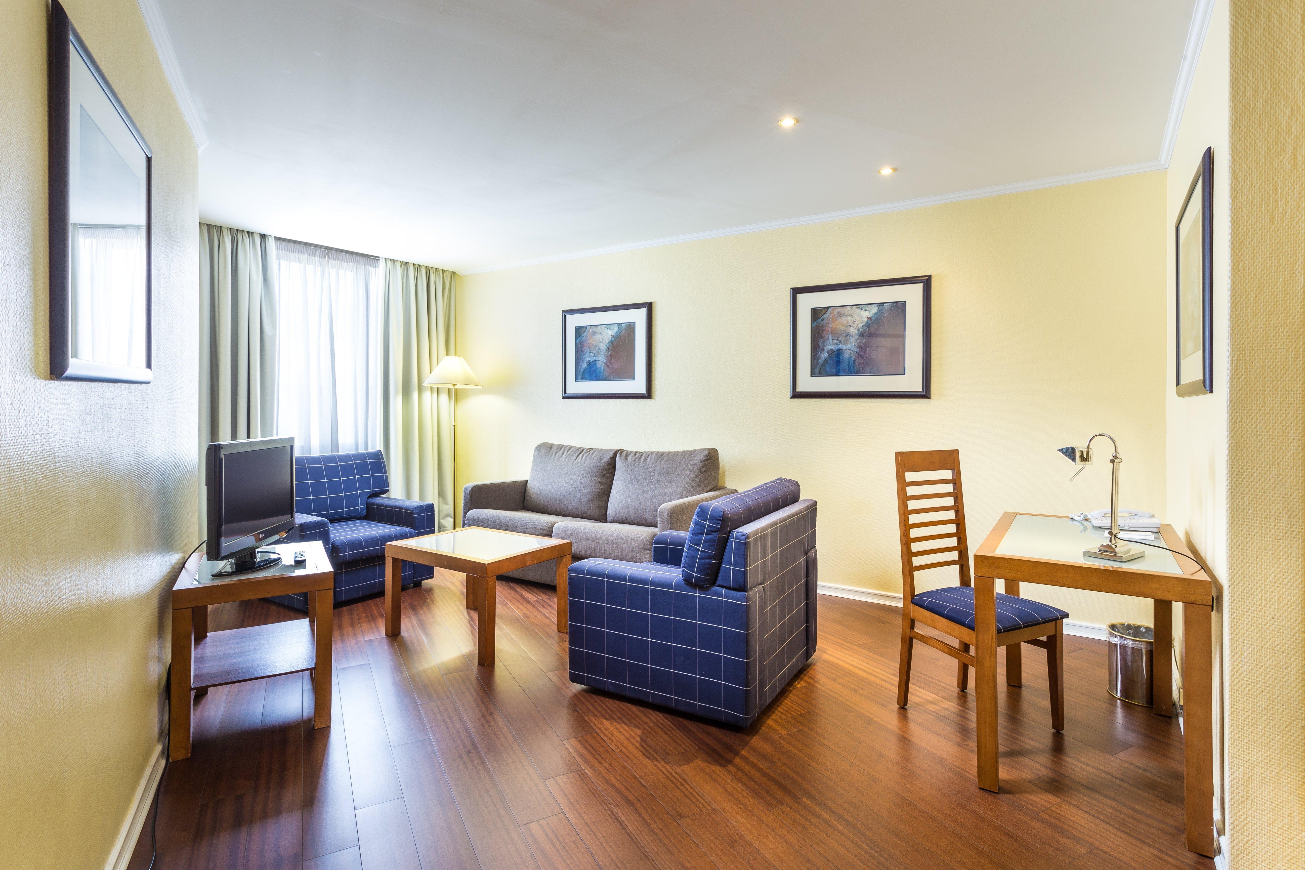 Holiday Inn Lisbon, An Ihg Hotel Экстерьер фото