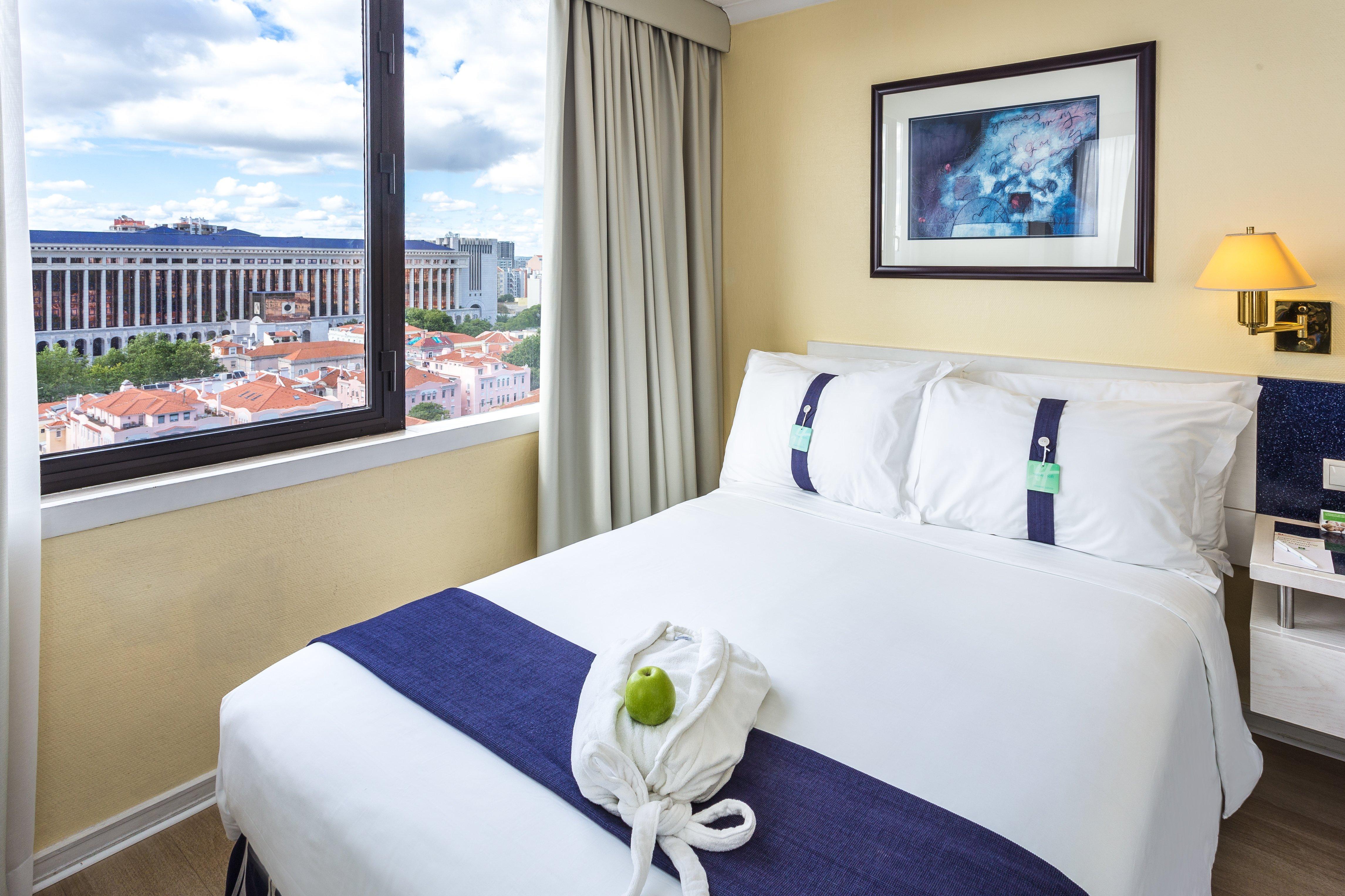 Holiday Inn Lisbon, An Ihg Hotel Экстерьер фото